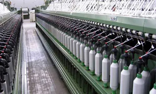 Super Soft and White Mulberry Silk/Merino Wool Long Staple Worsted Spun Blended Yarn for Hand Tuft Carpet Rug Tapestries 